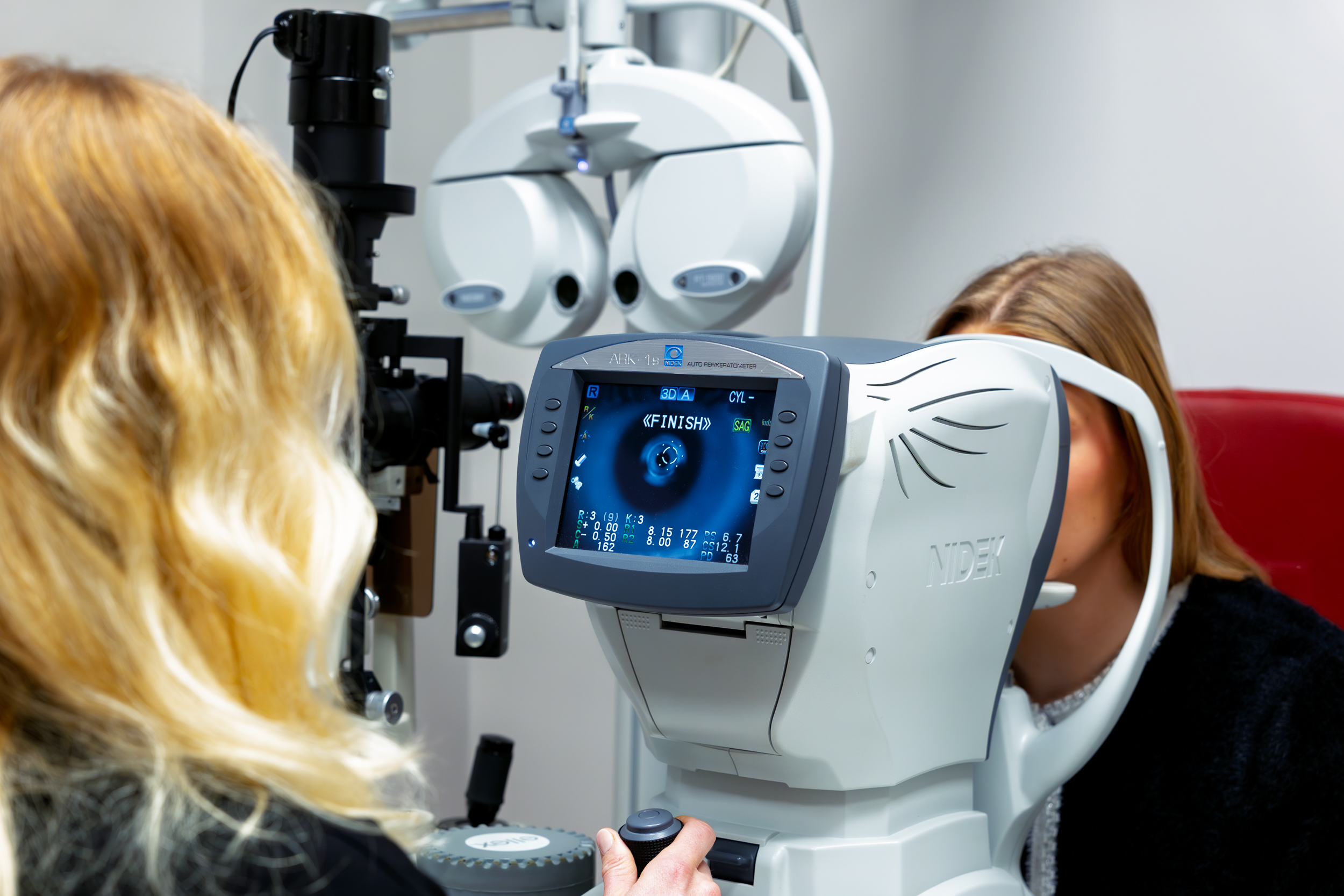 What does the daily work of an optometrist look like?